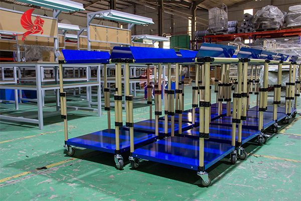 Ứng dụng khớp nối kim loại phi 21 trong khung xe đẩy hàng